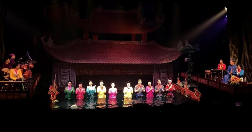 nghệ nhân múa rối nước