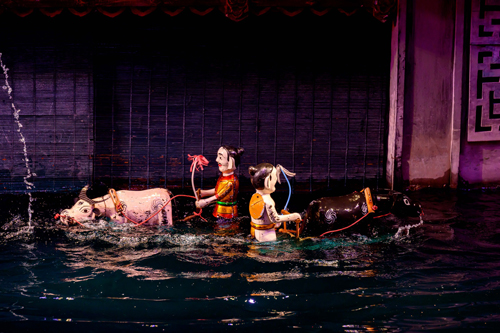 tạo hình nhân vật múa rối nước